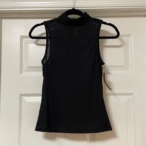Arizona Jeans Company Black Sleeveless Turtleneck